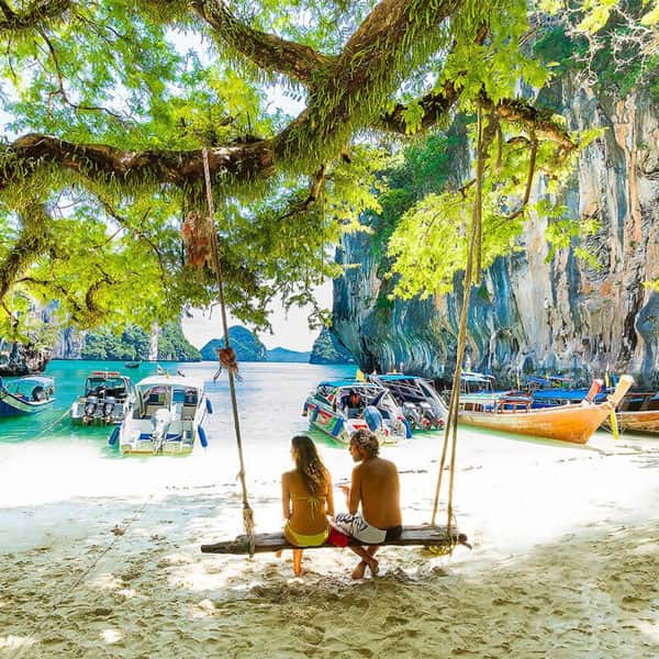 hong islands tour speedboat